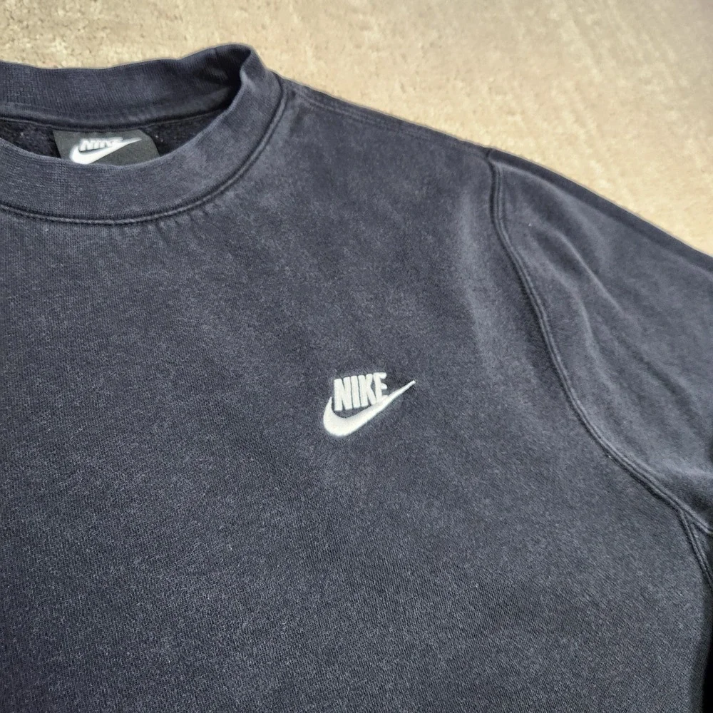 Nike‎ Sweatshirt Men Medium Club Fleece Black Faded Y2K Crewneck Essential